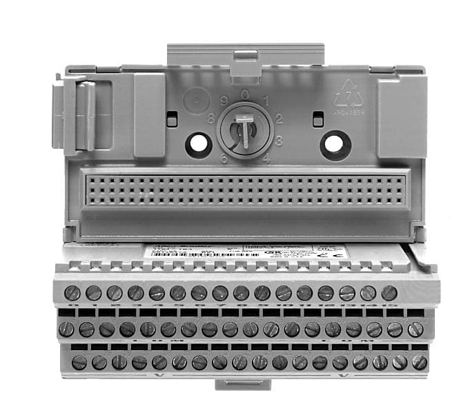 Allen-Bradley - XM-940 TERM BASE 4 XM120/121